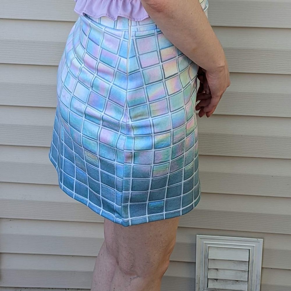 Dolls kill grid skirt l large blue pink yellow fairy kei pencil stretchy - Picture 4 of 5